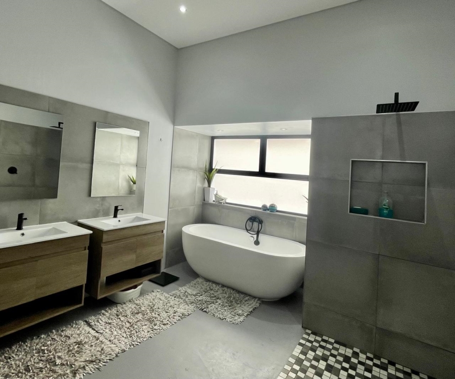3 Bedroom Property for Sale in Olifantskop Western Cape
